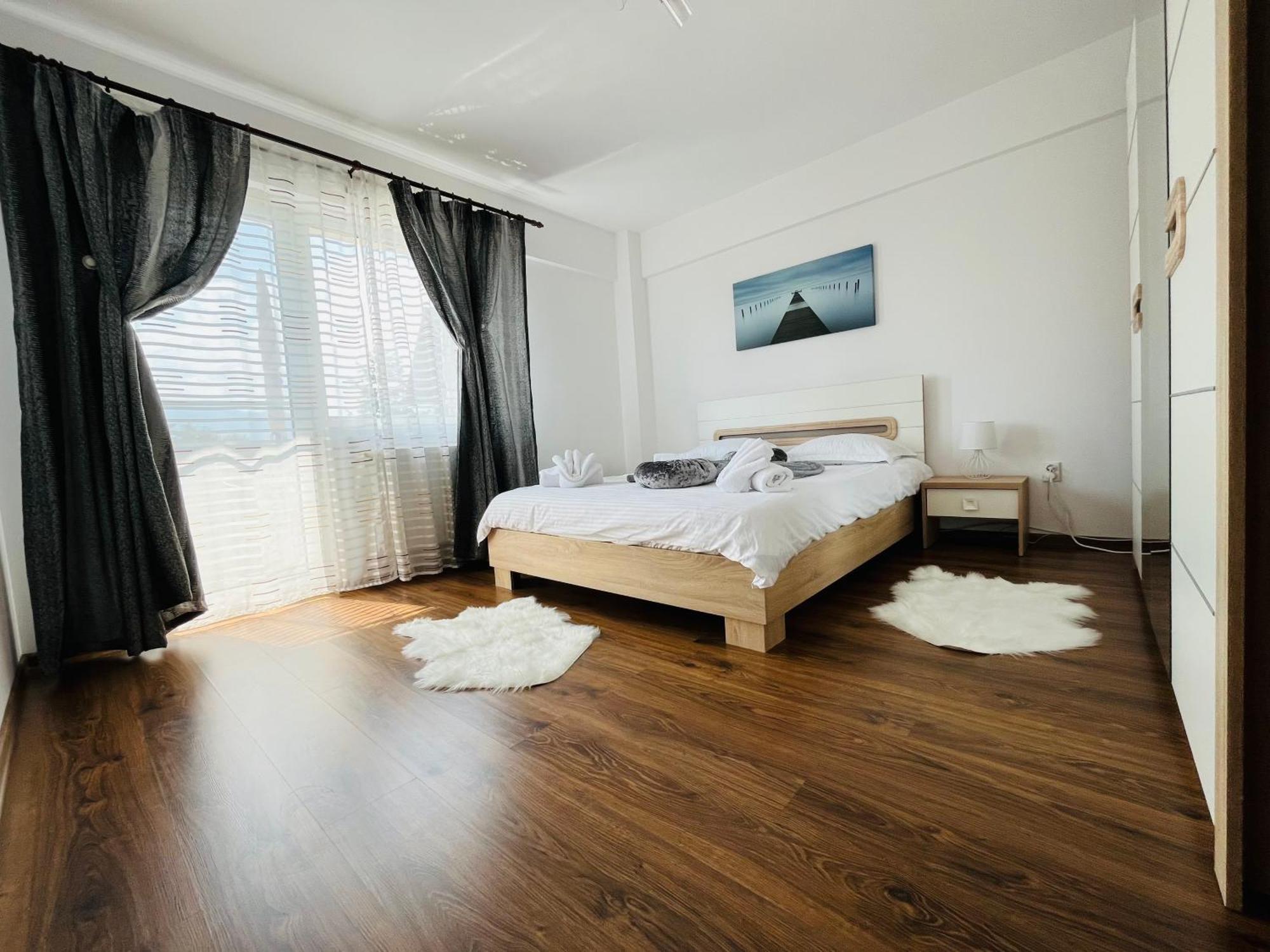 Green Apartaments Zărneşti Εξωτερικό φωτογραφία