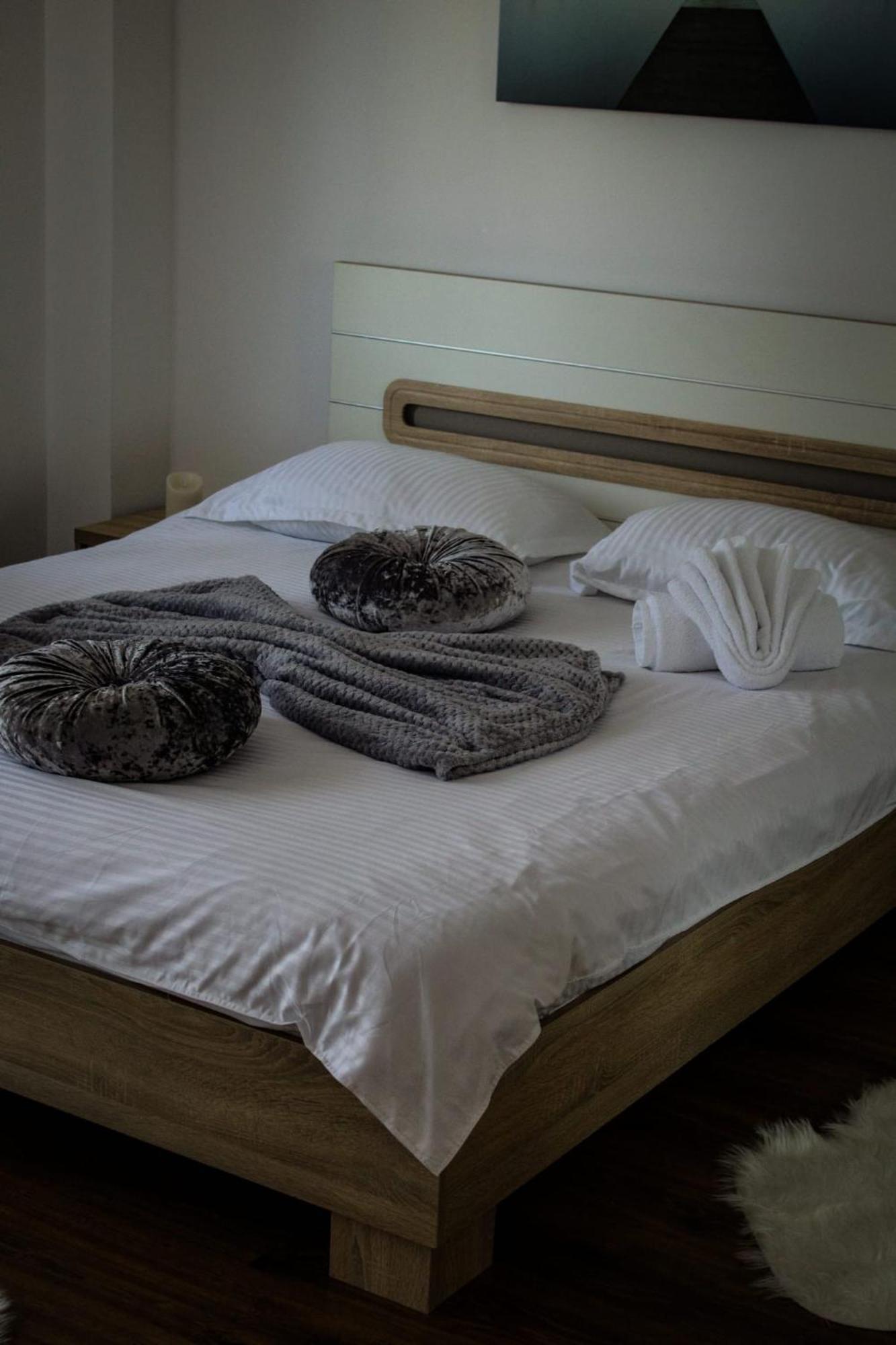 Green Apartaments Zărneşti Εξωτερικό φωτογραφία
